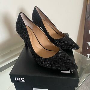 INC Iternational Concepts Zitah embellished pumps